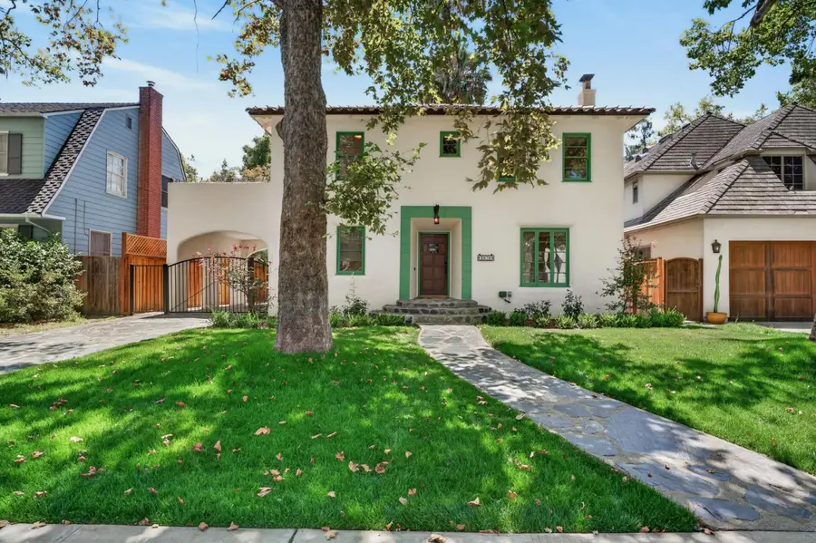2676 10th Avenue, Sacramento, CA 95818 - #2