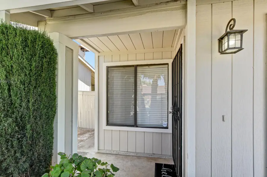 7677 Harvest Woods Drive, Sacramento, CA 95828 - #3