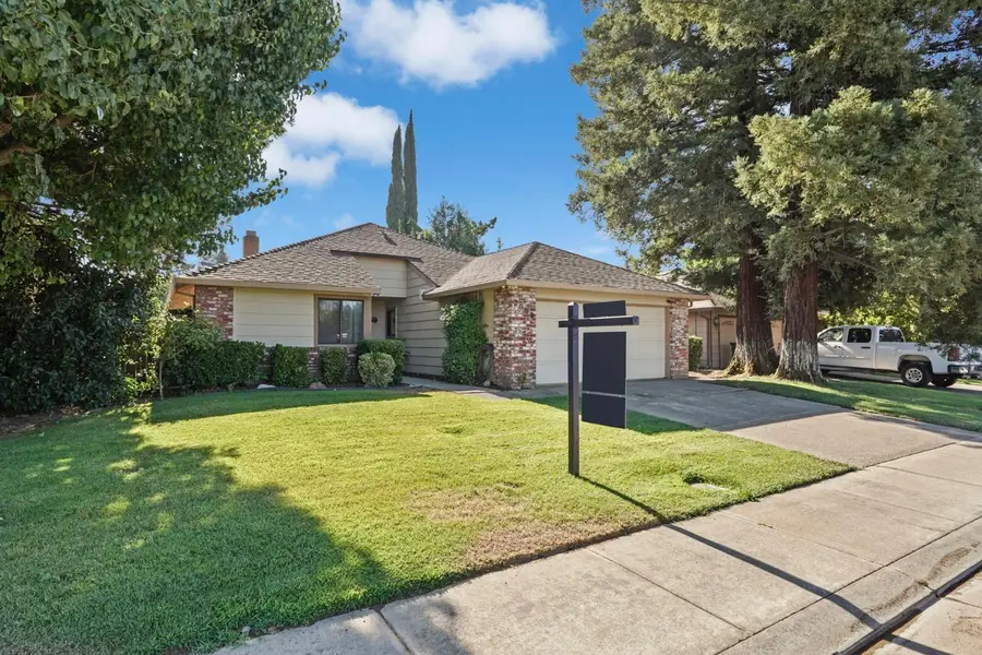 2000 Thrush Court, Lodi, CA 95240 - #2