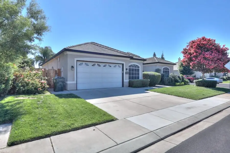1048 Gladiola Place, Manteca, CA 95336 - #2
