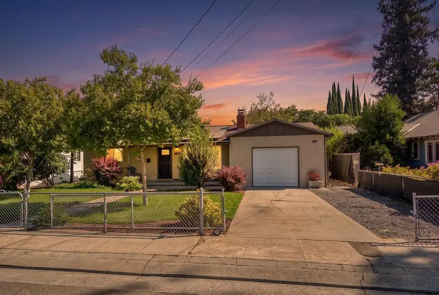 2034 Coley Avenue, Escalon, CA 95320 - #2