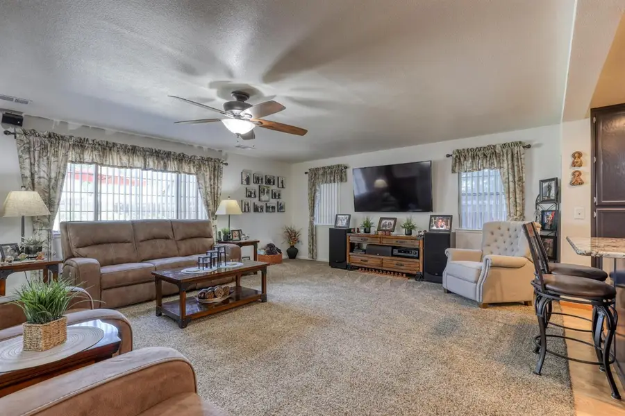 8177 Oak Landing Court, Sacramento, CA 95828 - #2