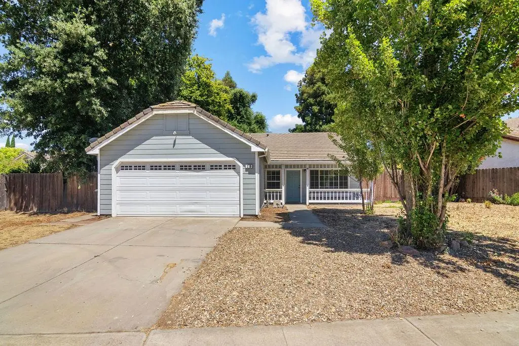 320 Clarks Mill Avenue, Waterford, CA 95386 - #1