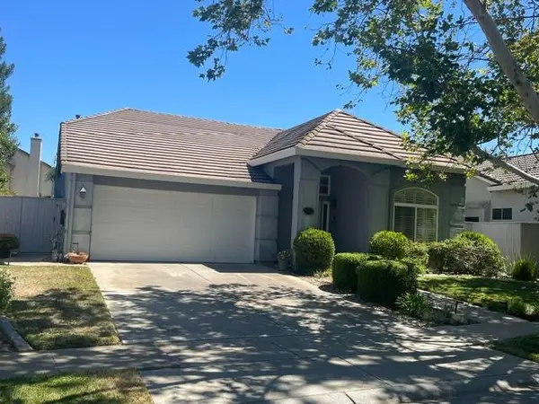 3233 Mayten Way, Elk Grove, CA 95758