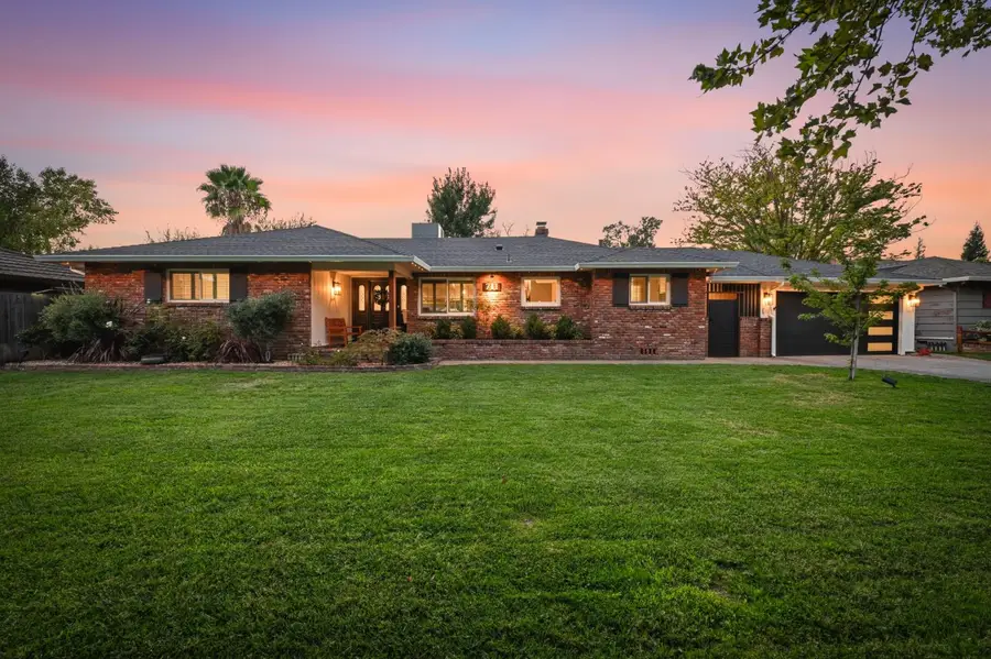711 La Sierra Drive, Sacramento, CA 95864 - #2