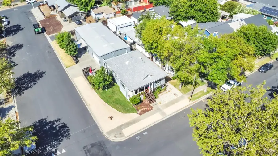 203 Shasta Street, Roseville, CA 95678 - #2