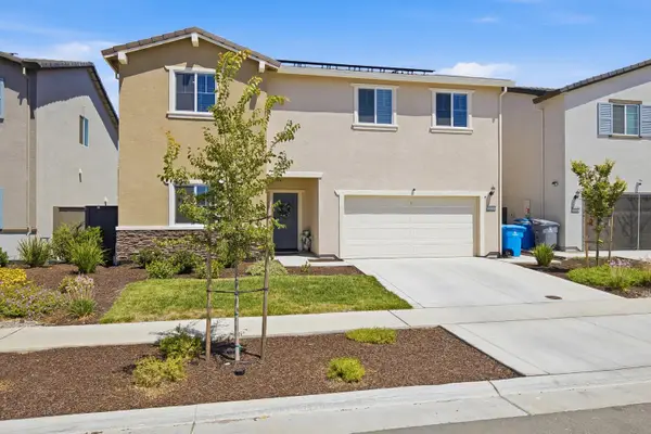 1055 Broad Acres Way, Plumas Lake, CA 95961