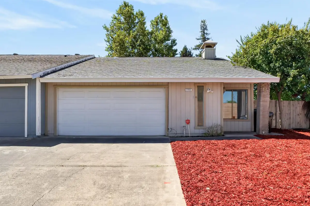 7711 Lakewood Park Drive, Sacramento, CA 95828 - #1