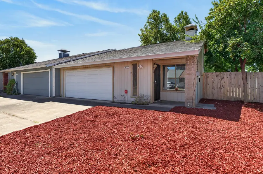 7711 Lakewood Park Drive, Sacramento, CA 95828 - #2