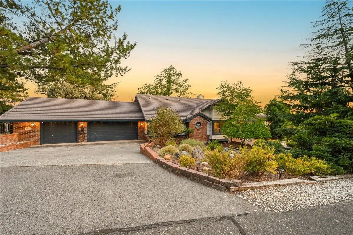 8980 Upper Valley Road, Auburn, CA 95602 - #1