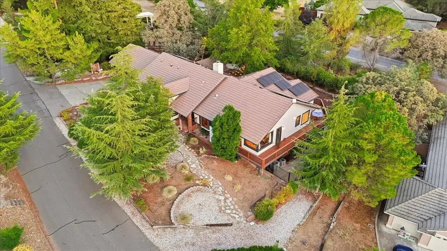 8980 Upper Valley Road, Auburn, CA 95602 - #2