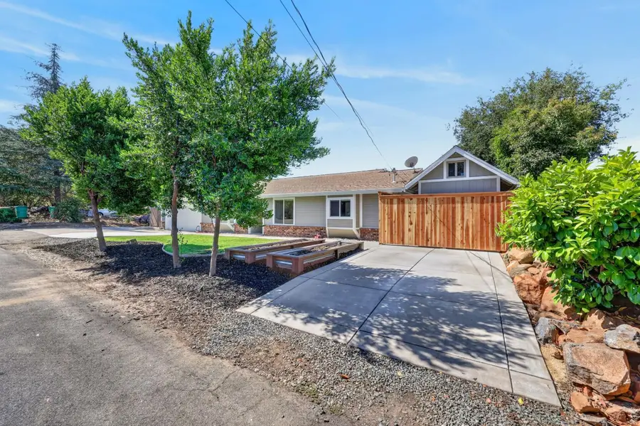3609 Eagle View Drive, Cameron Park, CA 95682 - #3