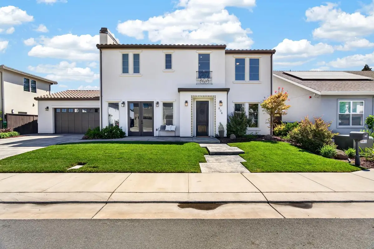 808 Iris Court, Lodi, CA 95242 - #1