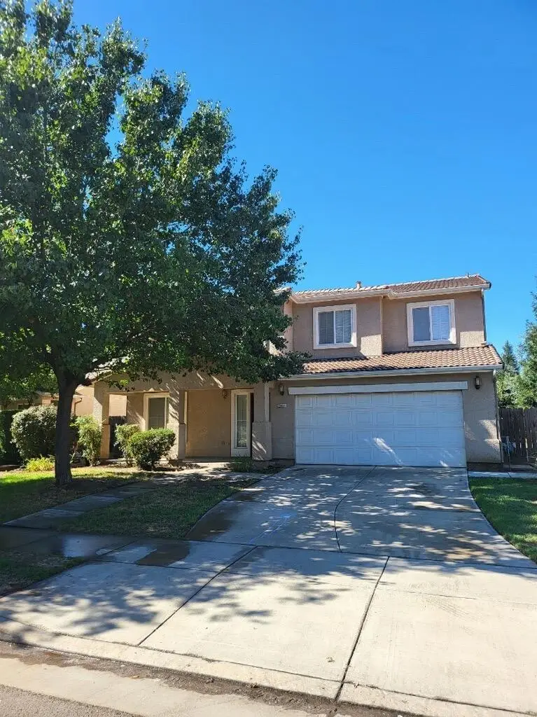 2851 W Sedona Avenue, Visalia, CA 93291 - #1