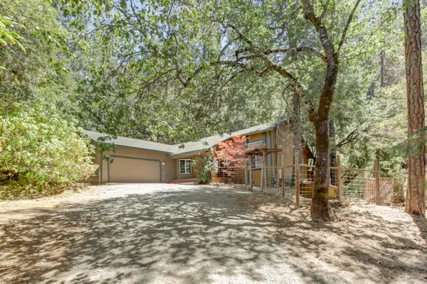 1900 Peaceful Valley Road, Colfax, CA 95713