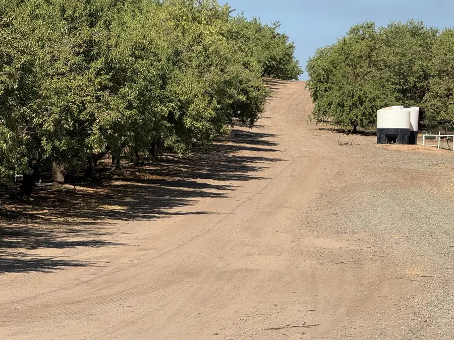 1327 Hazeldean Road, Waterford, CA 95386 - #3