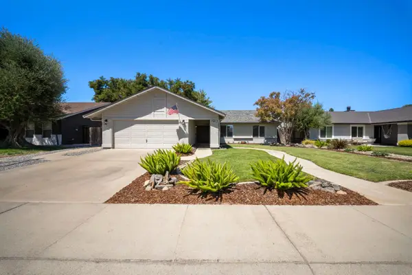 1913 Fox Glen Drive, Hughson, CA 95326