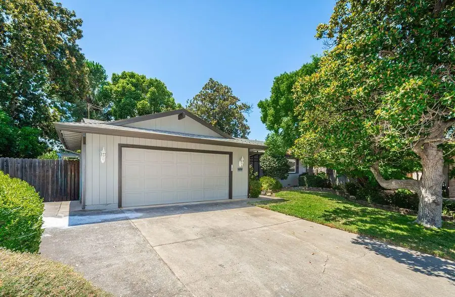 2217 El Cejo Circle, Rancho Cordova, CA 95670 - #3