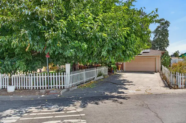 2044 Middleberry Road, Sacramento, CA 95815