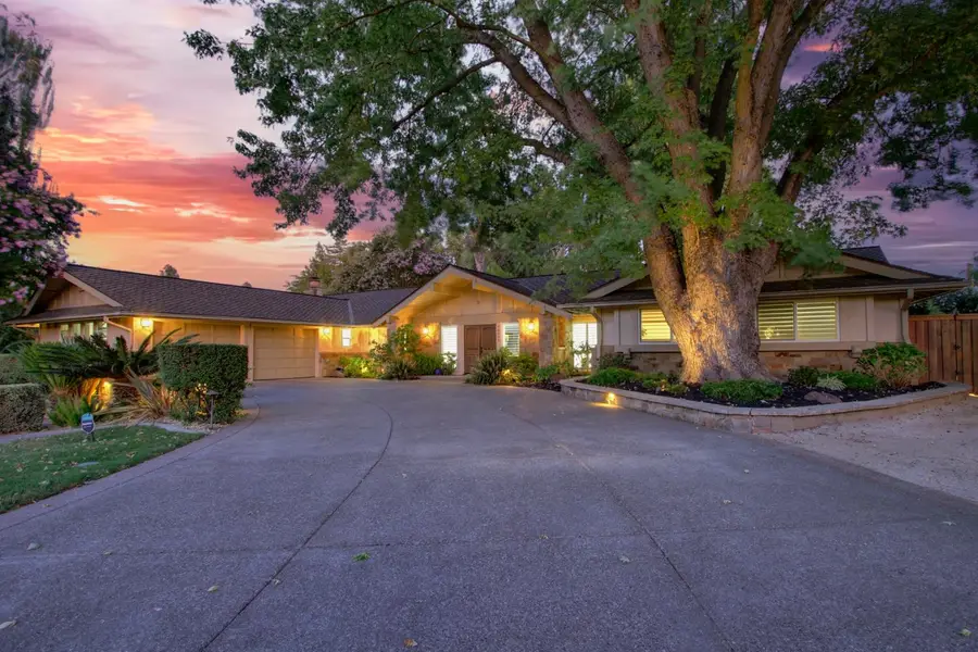 44499 Country Club Drive, El Macero, CA 95618 - #2