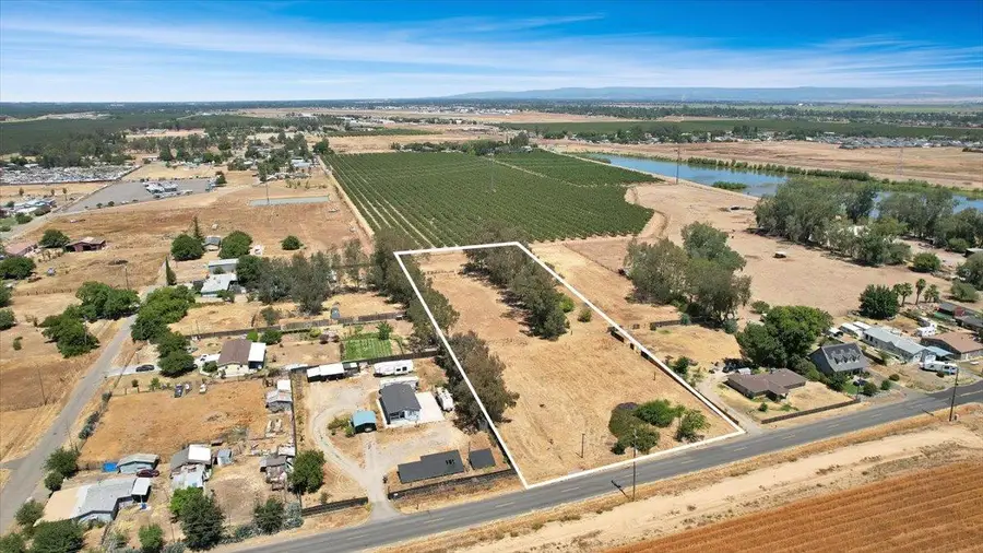 1145 Ella Avenue, Olivehurst, CA 95961 - #2