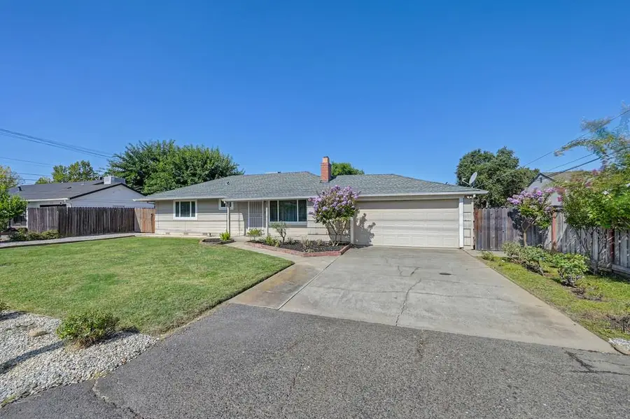 3115 Garfield Avenue, Carmichael, CA 95608 - #3