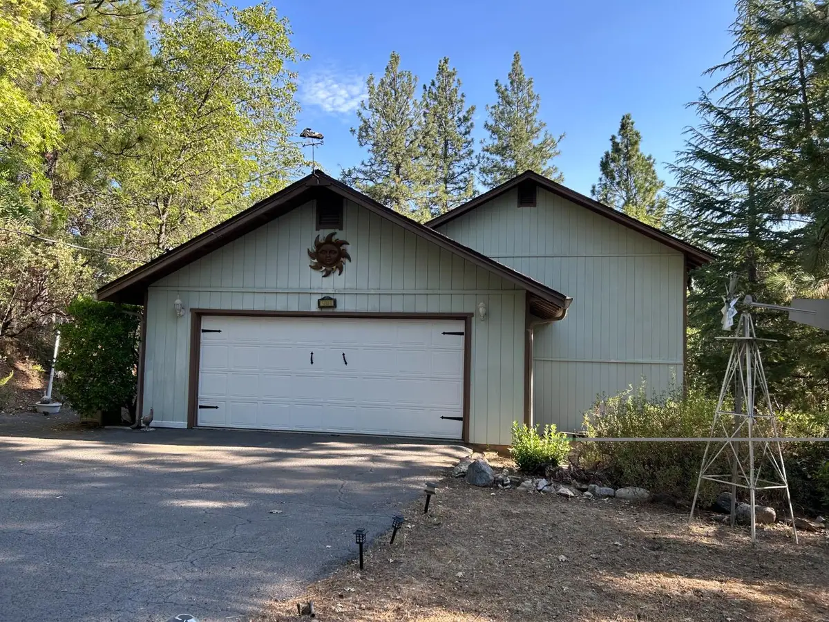 5883 Black Quartz Road, Murphys, CA 95247 - #1