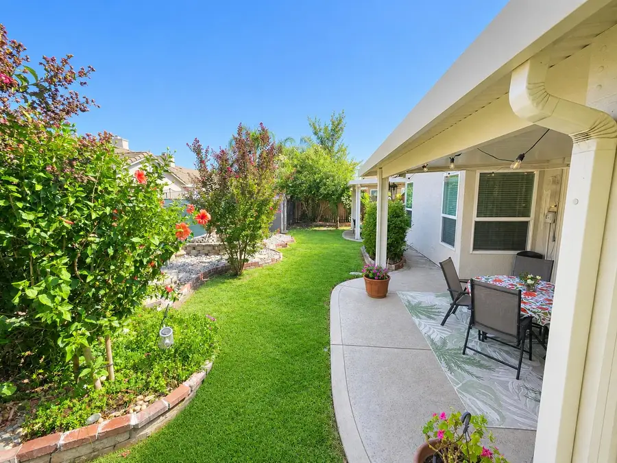 1056 Portola Valley Road, Yuba City, CA 95993 - #3