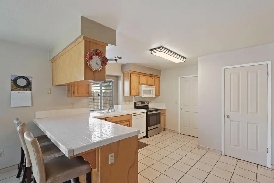 2633 Riverbend Drive, Modesto, CA 95351 - #2