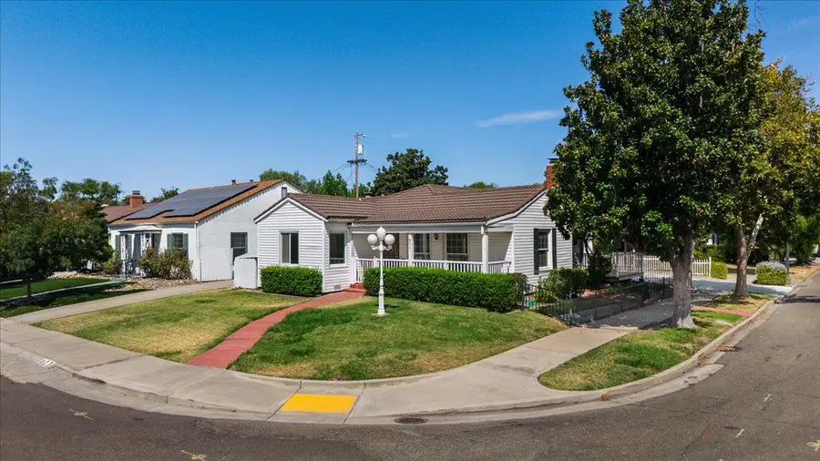 901 S Tuxedo Avenue, Stockton, CA 95204 - #3