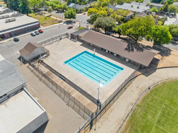 2000 36th Street, Sacramento, CA 95817