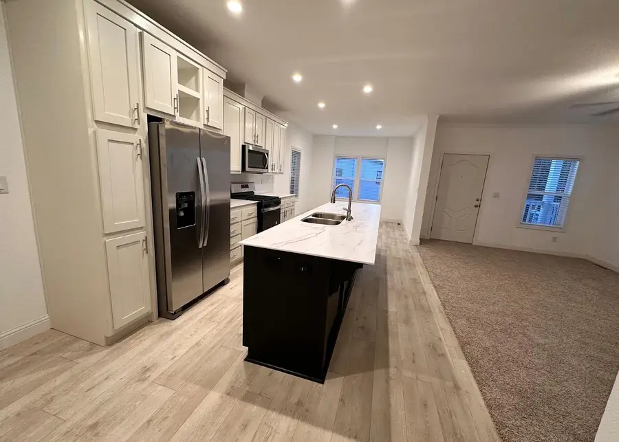 105 Village Circle, Sacramento, CA 95838 - #3