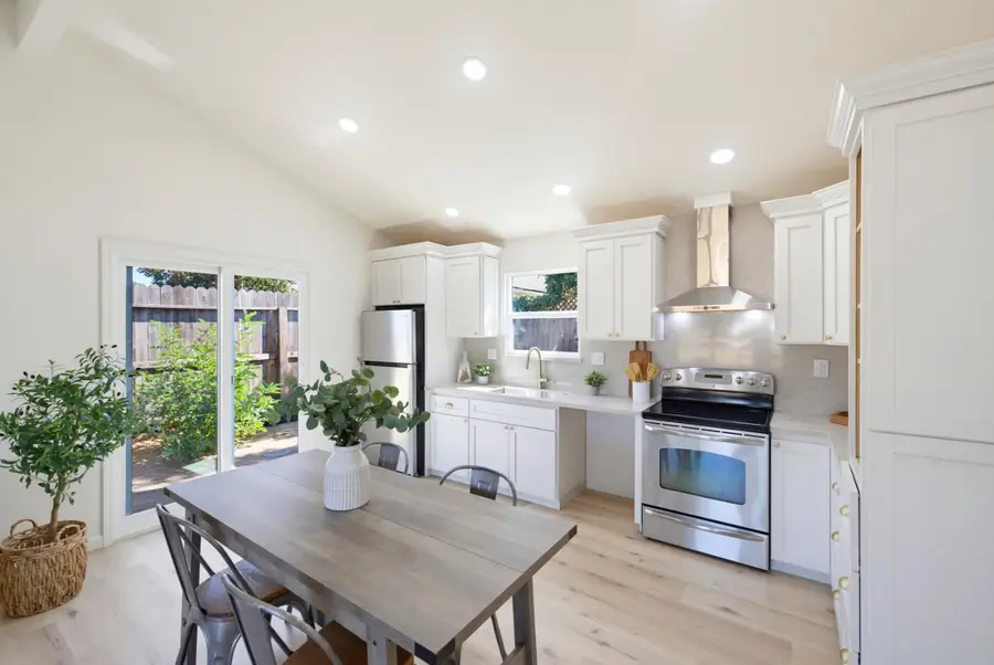 3932 Whitney Avenue, Sacramento, CA 95821 - #2