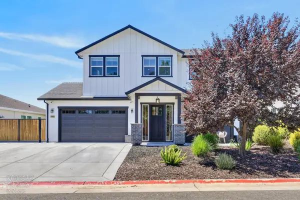 3705 Mackenzie Lane, Carmichael, CA 95608