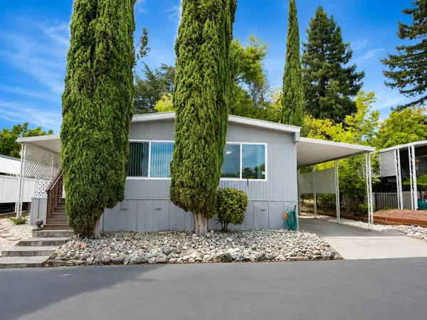 6900 Almond Avenue #17, Orangevale, CA 95662