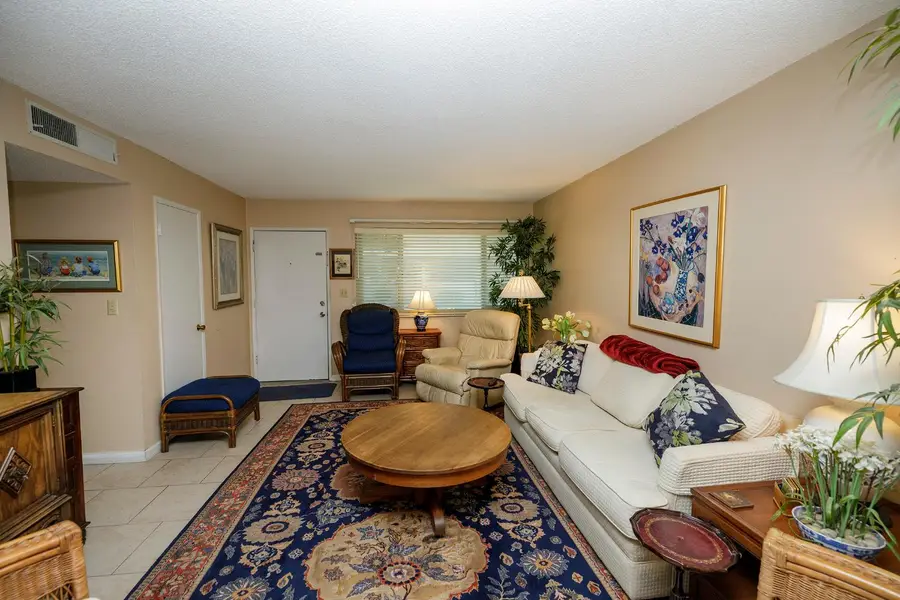 215 Floyd Avenue #35, Modesto, CA 95350 - #3