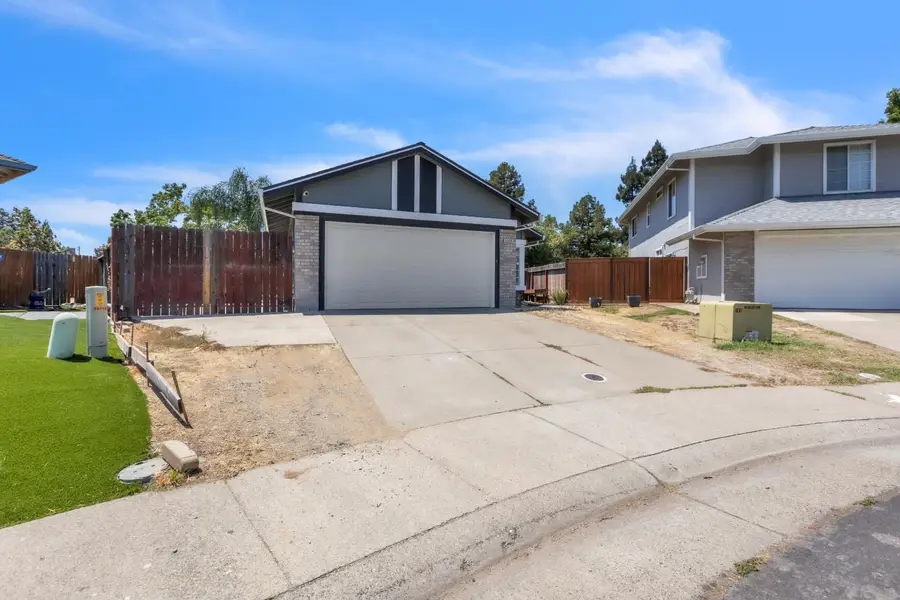 5300 Blue Sapphire Court, Elk Grove, CA 95758 - #3