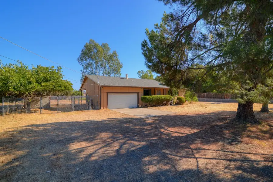 1617 E Street, Rio Linda, CA 95673 - #3