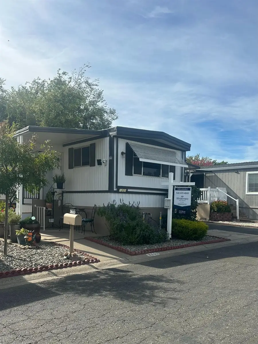 7332 Kenmore Lane #32, Sacramento, CA 95823 - #3