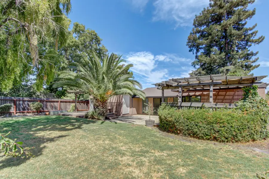 747 Harvard Bend Drive, Woodland, CA 95695 - #2