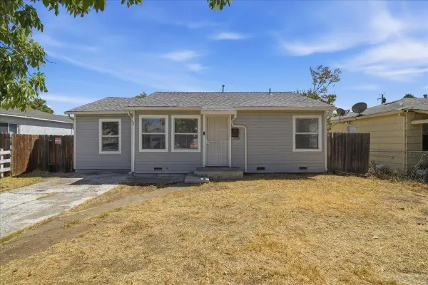 3928 Elm, Sacramento, CA 95838