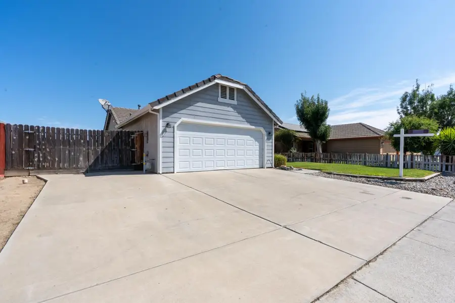 1428 Pintail Circle, Los Banos, CA 93635 - #2