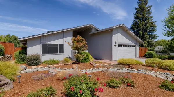 5923 Shadow Oak Drive, Citrus Heights, CA 95621