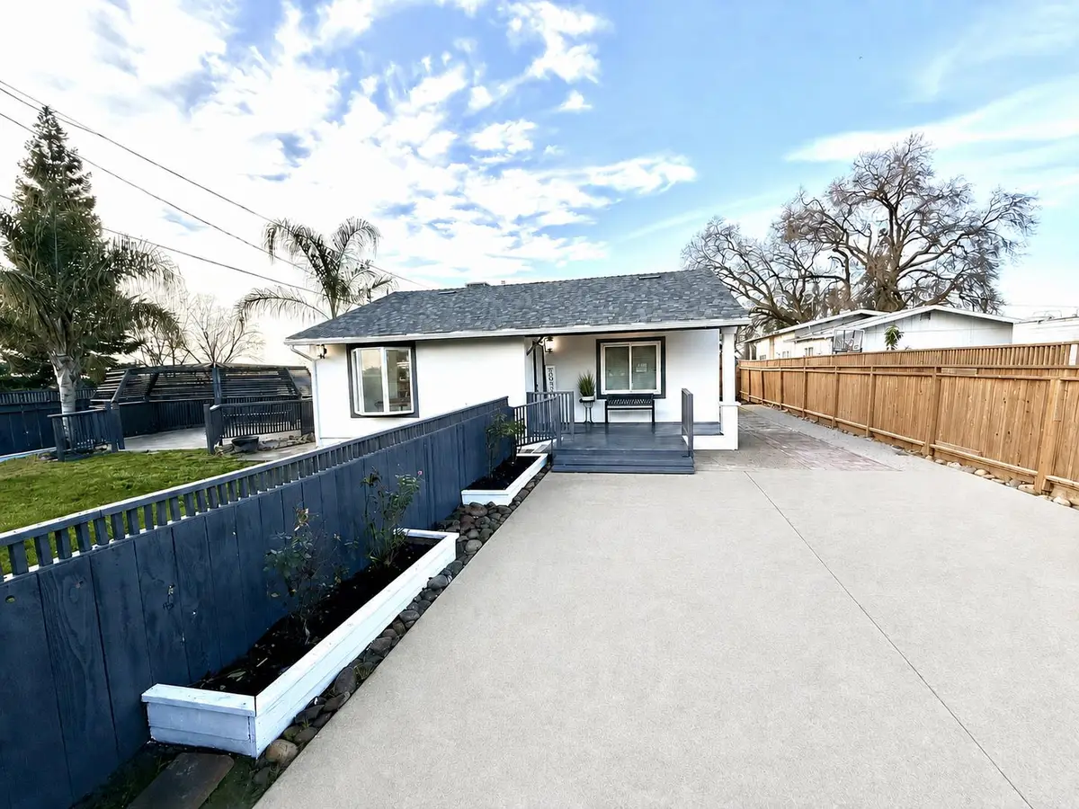 18397 E Highway 88, Clements, CA 95227 - #1