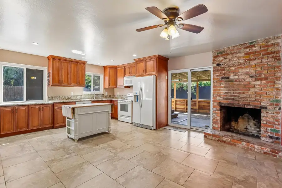 6241 Gena Court, Carmichael, CA 95608 - #3