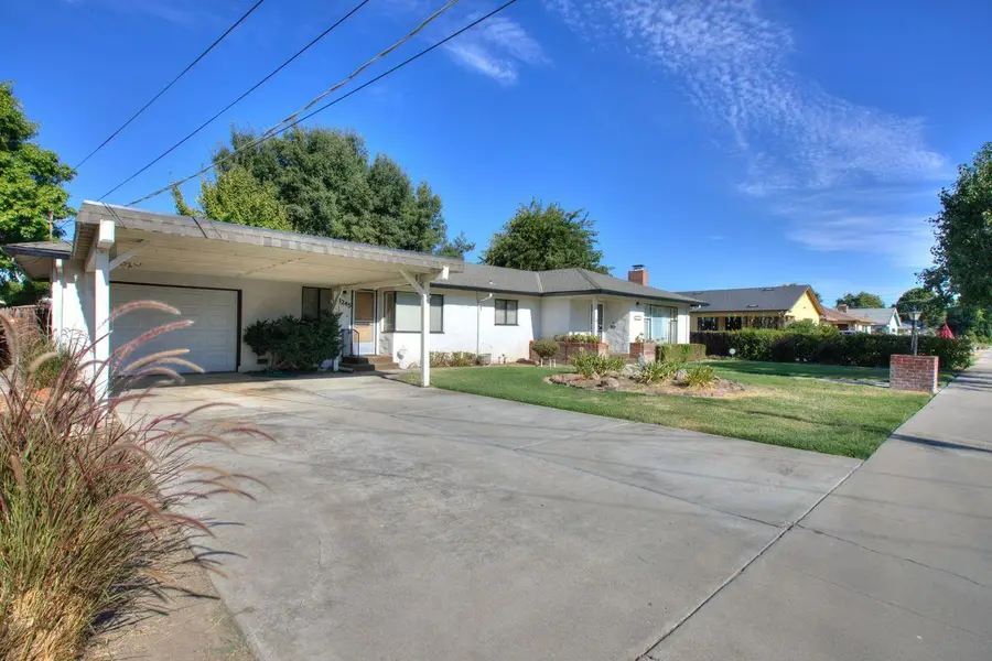 1245 Nevada Avenue, Los Banos, CA 93635 - #2