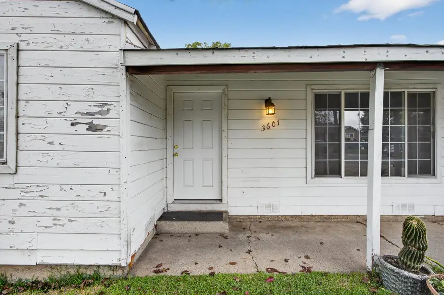 3601 27th Avenue, Sacramento, CA 95820 - #2