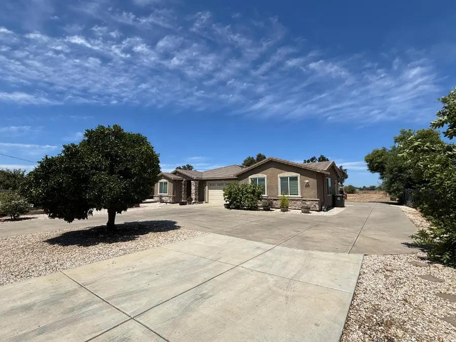 6407 Elder Creek Road, Sacramento, CA 95824 - #3