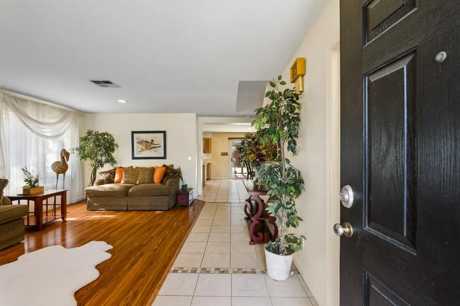2047 Sandpebble Street, Stockton, CA 95206 - #3