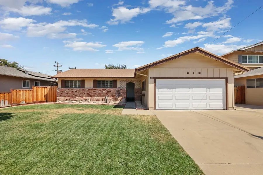 213 Granada Way, Tracy, CA 95376 - #2